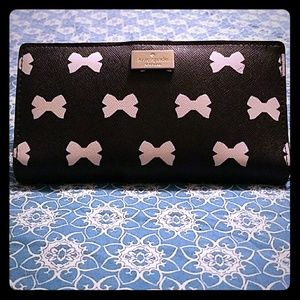 Kate Spade Bow Wallet